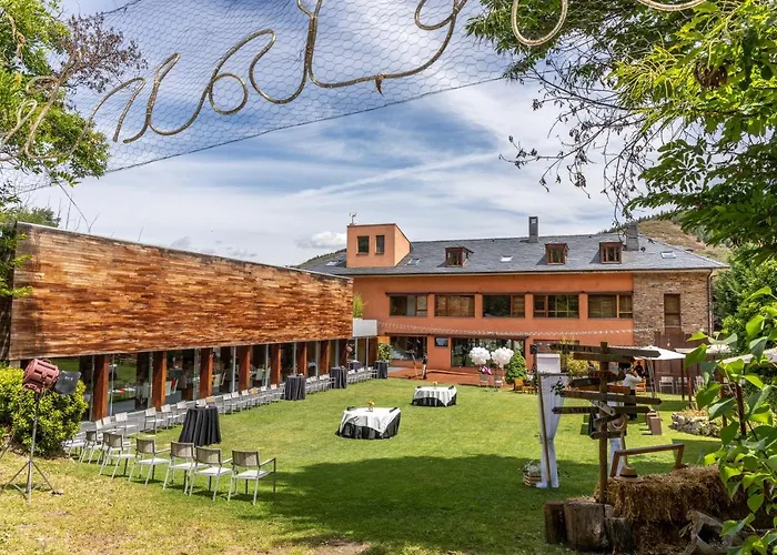 No-Mad Green Hotel